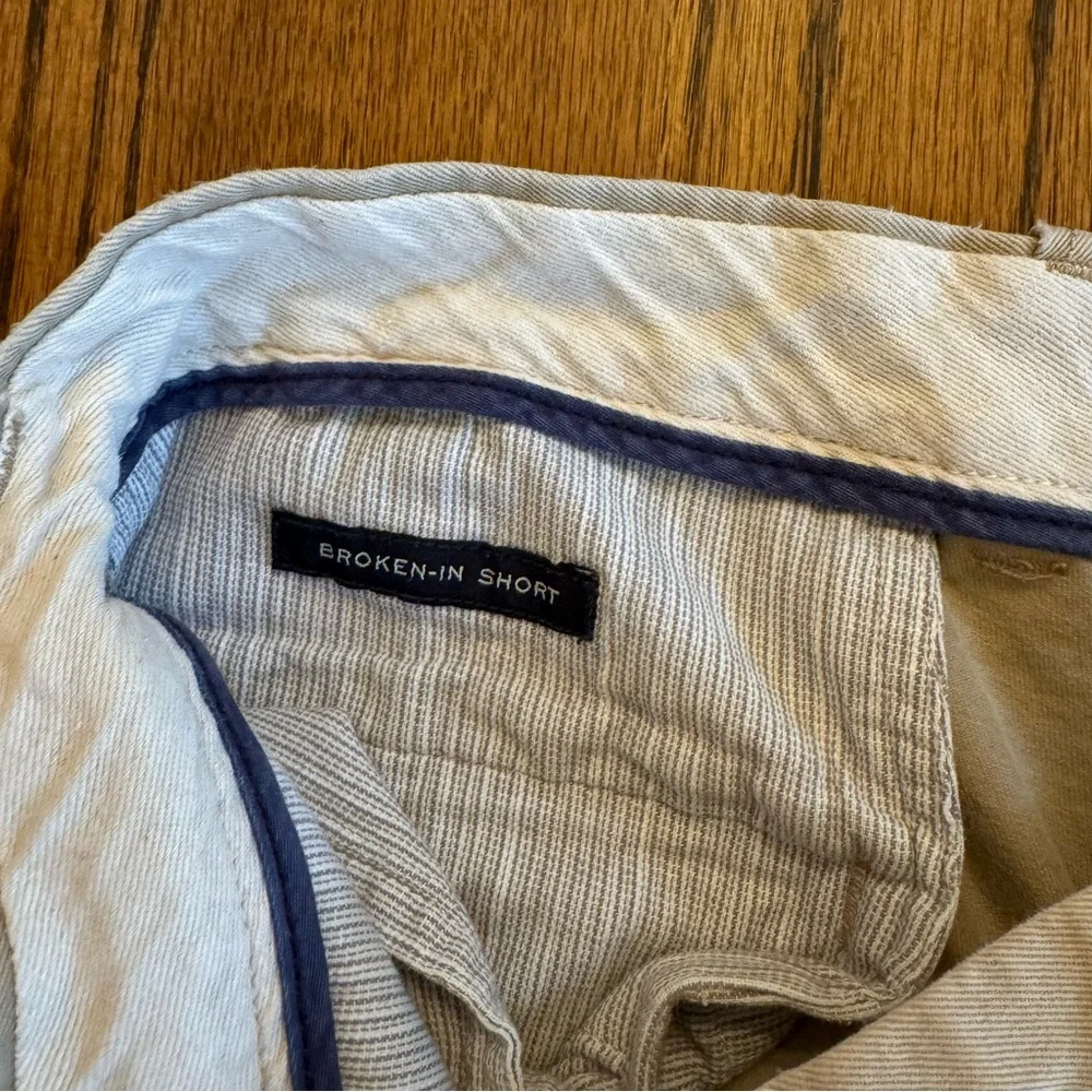 J.Crew Broken-In Chino Shorts Mens 35 Khaki Cotton 10.5”
